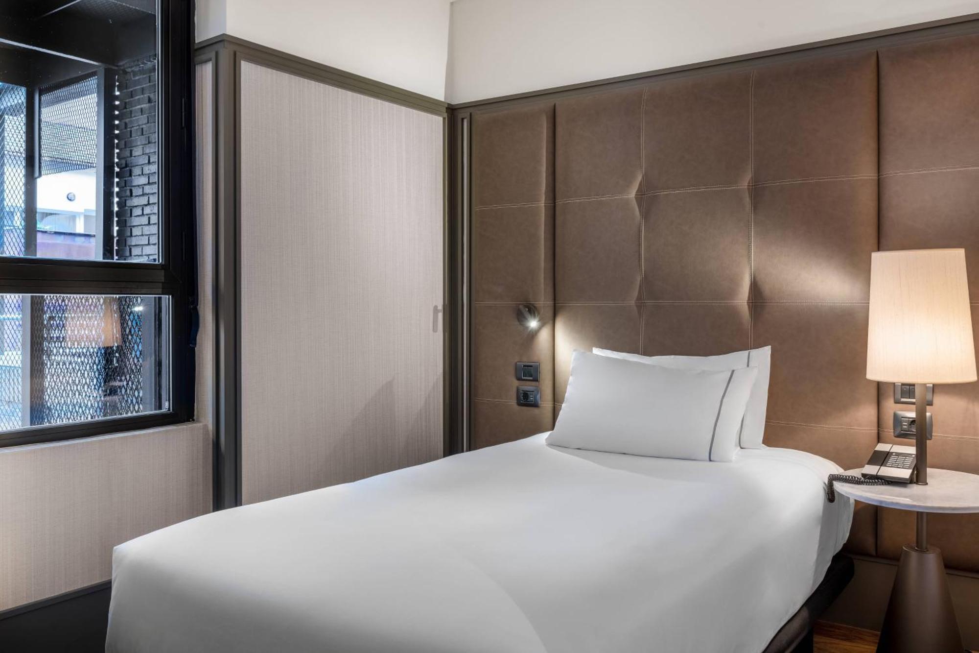 Ac Hotel Avenida De America By Marriott Madrid Eksteriør billede